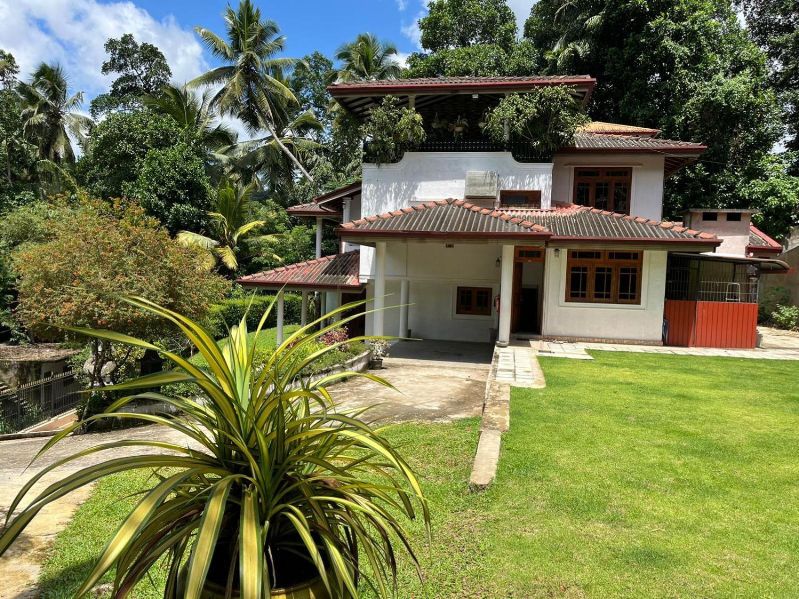 Heaven Palace Kandy Esterno foto
